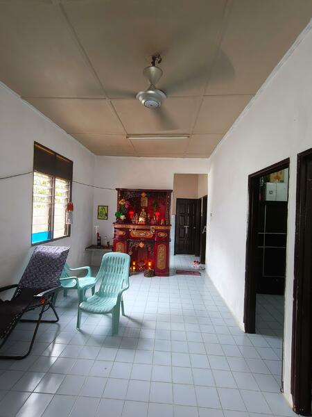 Johor Jaya Ehsan Jaya Anggerik Johor Jaya Molek Rosmerah Johor Jaya - 4