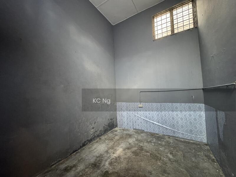 Taman Bayu Meru Klang Single Storey House For Sale. - 3