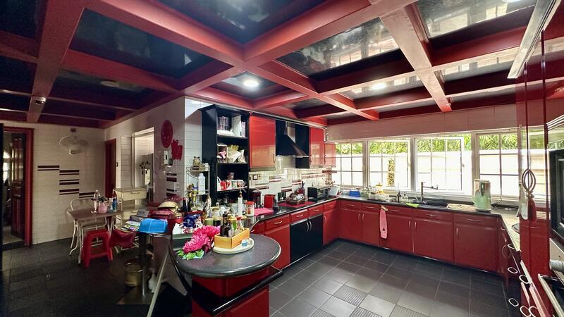 Taman Bukit Pantai - 5