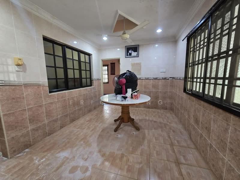 Gate A ioi PALM Villa - 3