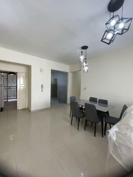Rivercity Condominium - 4
