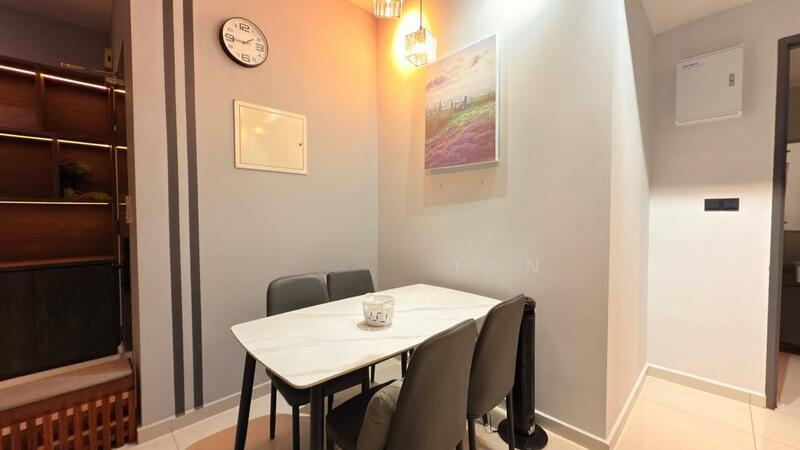 Lovell @ Country Garden Danga Bay - 4