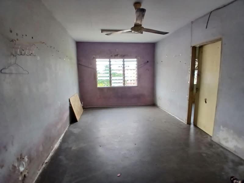 Flat PKNS Section 7 - 3