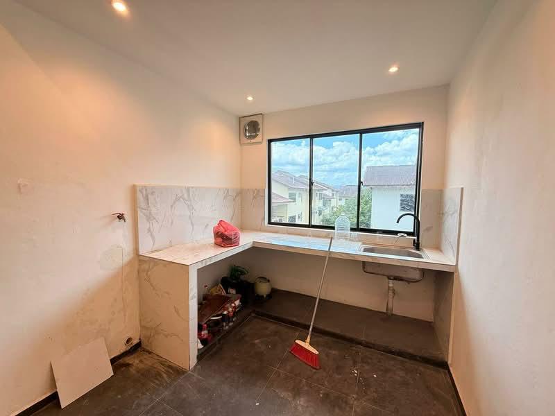 Bandar Selesa Jaya - 5