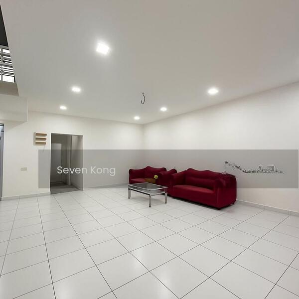 Setia Tropika Setias Tropikas - 3