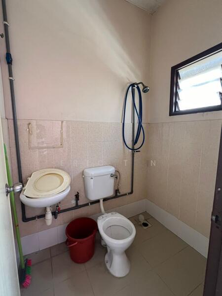 Taman Bukit Serdang Seksyen 11 - 3