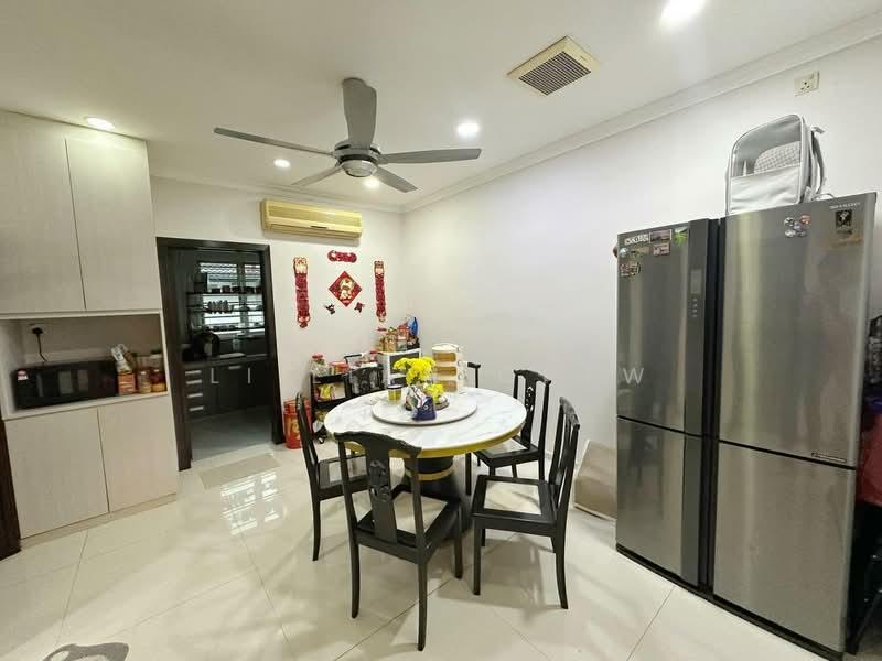 Taman Nusa Bestari 2 - 4