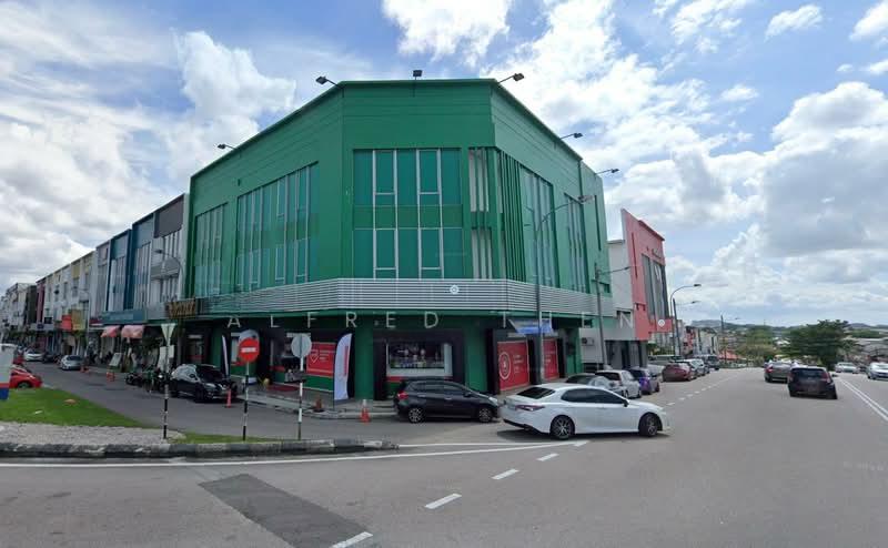 Taman Ungku Tun Aminah - 4