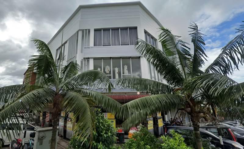 Taman Ungku Tun Aminah - 3