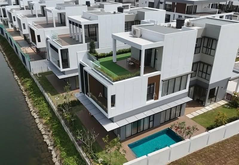 Isola Coast @ Senibong Cove - 1