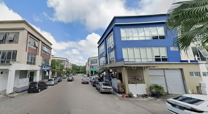 Austin Perdana Austins Perdanas - 3