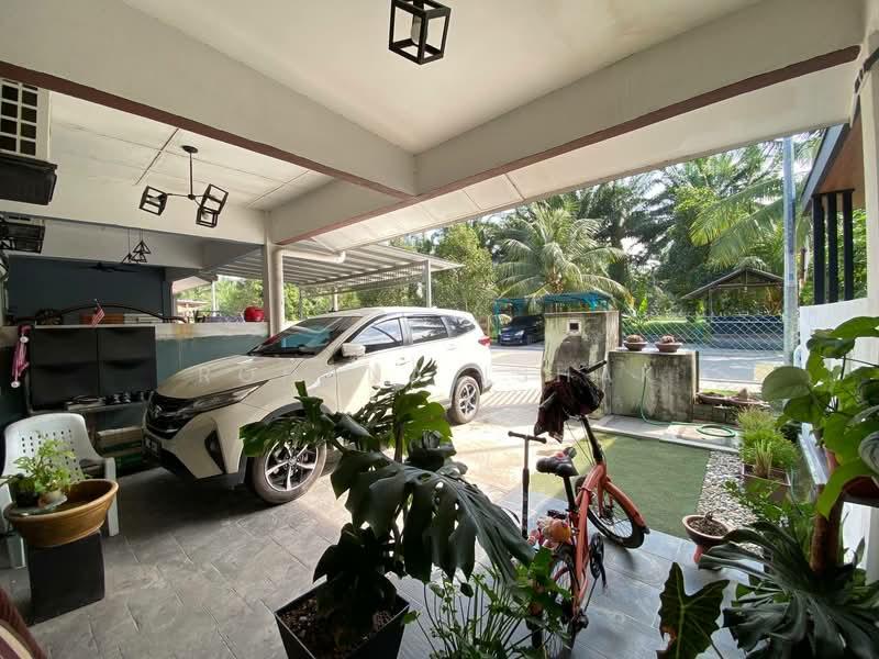 Single Storey Taman Desa Baiduri Meru - Facing Open - Renovated - 3