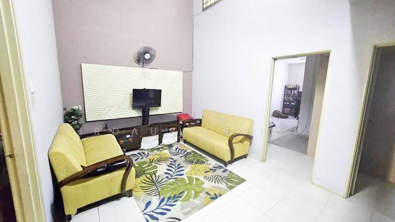 Taman Emas - 5
