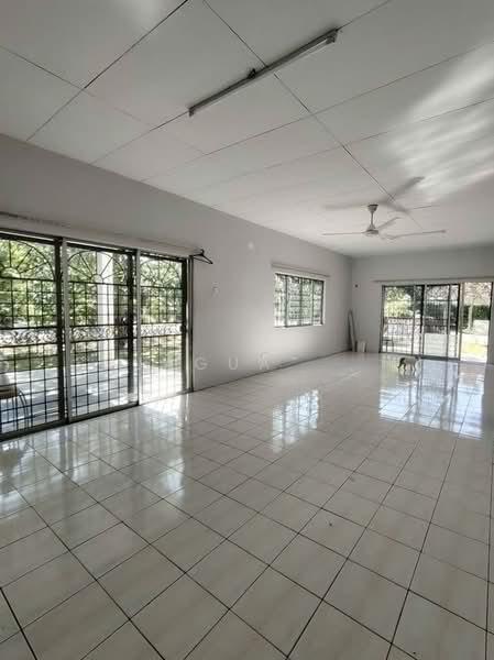 Taman equine Single storey Bungalow for sale seri kembangan - 3