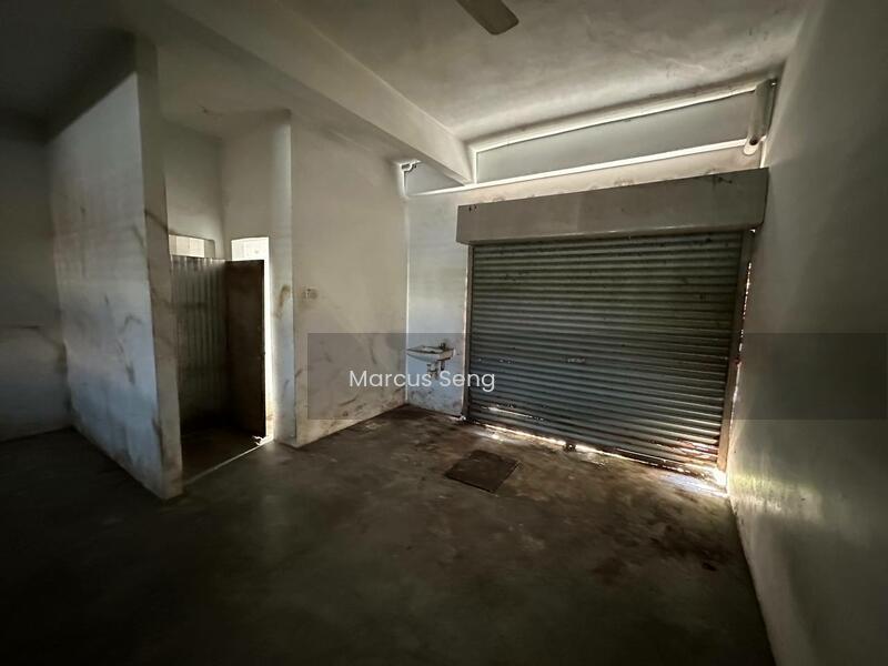 Bercham Double Storey Shoplot For Sale - 3