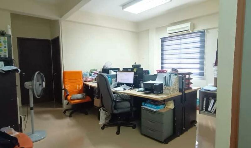 2-Storey Shop Taman Machang Manis - 1