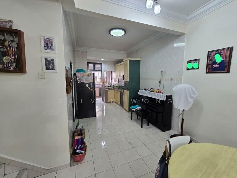 Taman Desa Cemerlang - 4