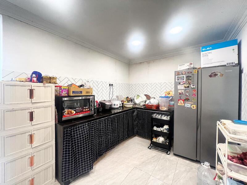 UKAY BESTARI , AMPANG SELANGOR - 4