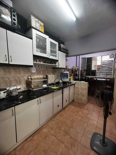 Pangsapuri Saraka - 4