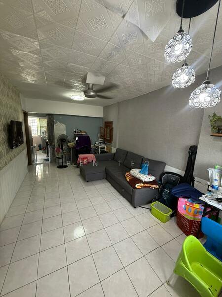 Desa Indah Block 33 - 4
