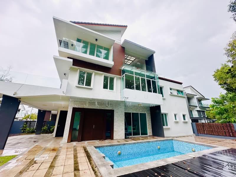 Corner Lot USJ Height 2.5 Storey with Swimming Pool - 1