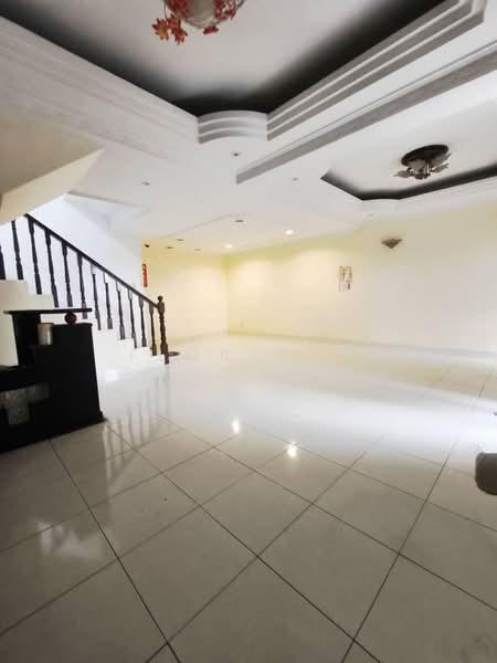 Taman Johor Jaya - 3