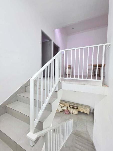 Double Storey Terrace Taman Maju, 83000 Batu Pahat, Johor. - 3