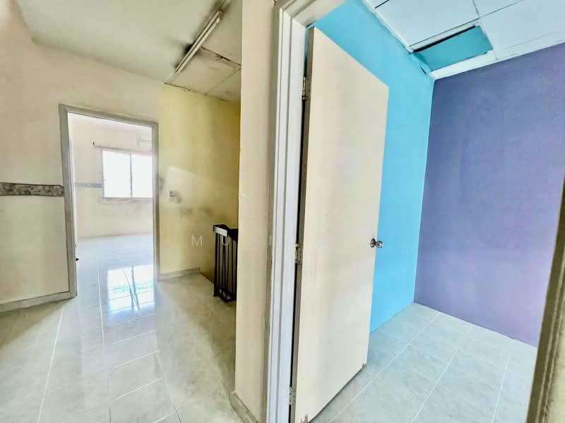 Bandar Tasik Puteri - 4