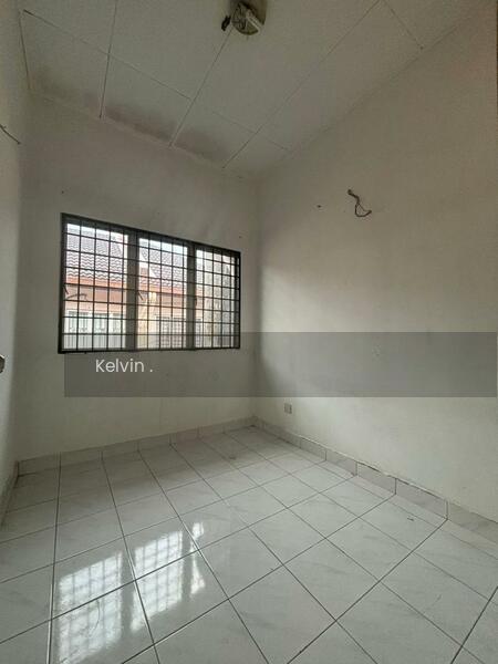 2 Sty Teres Taman Jati Batu 16 Tun Teja Perak Bersatu Rawang - 3