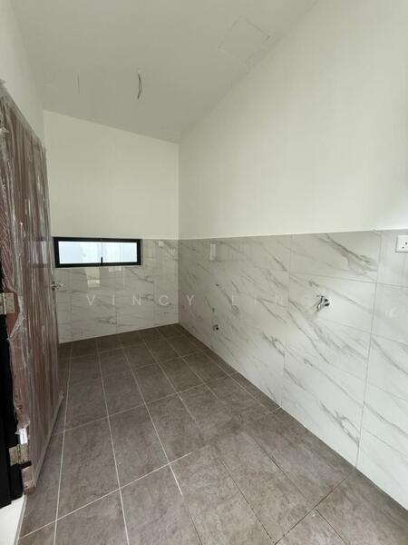 TAMAN IMPIAN EMAS (HONEYDALE RESIDENCE) - 4