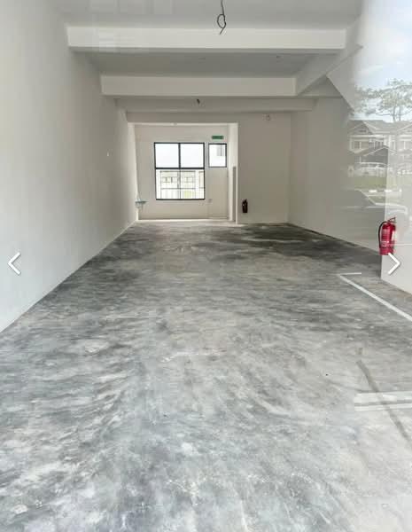 Business Boulevard @ Central Park Tampoi - 5