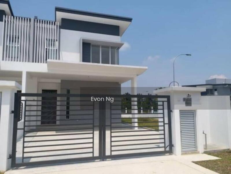 Seremban 2 South!! Hilltop Corner Extra land 20ft Bumi 600k (last 2 unit!!) - 1