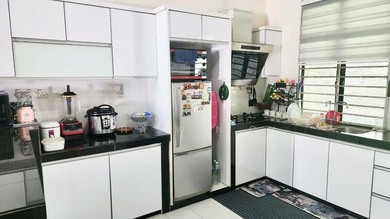 Double Storey Terrace Taman Saujana Rawang - 3