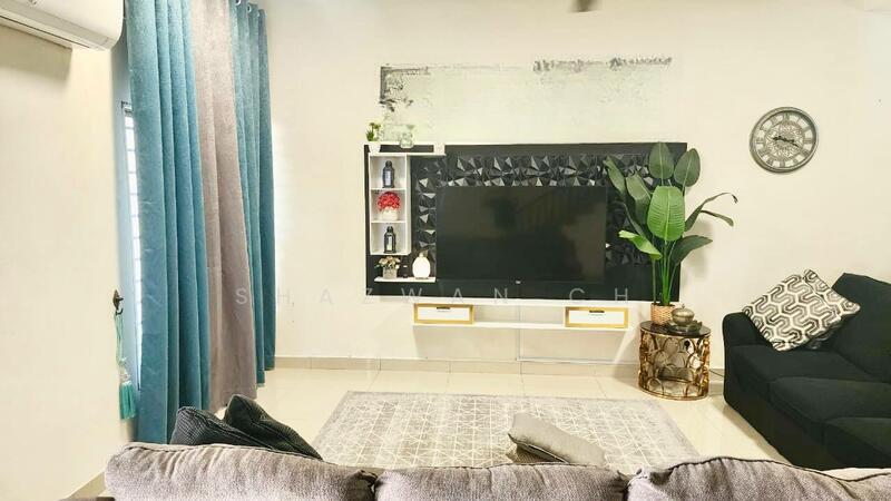 Double Storey Terrace Taman Saujana Rawang - 4