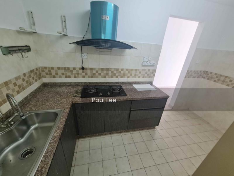 Puteri Bayu Apartment - 3