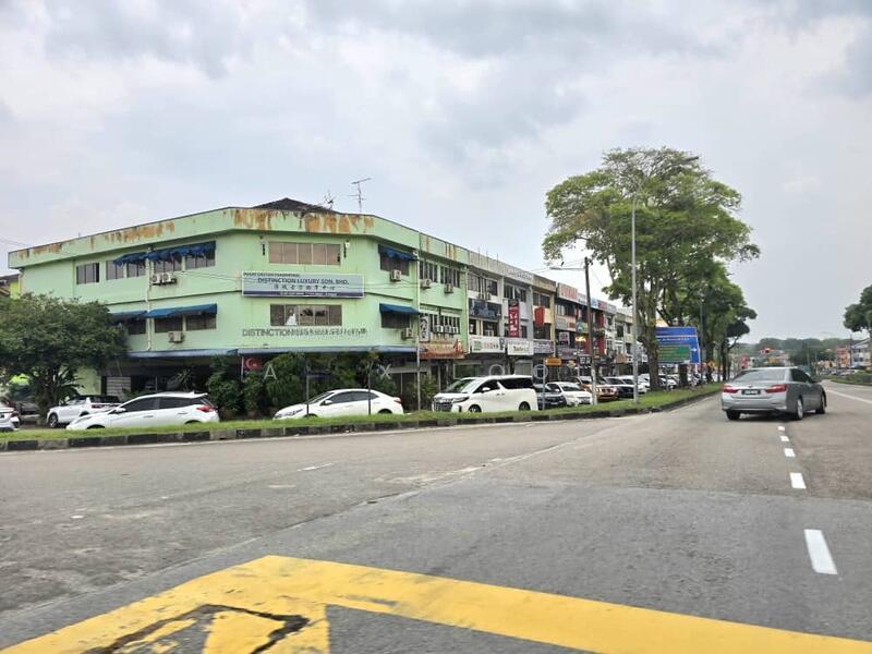 Johor Jaya Jalan Ros Merah 2/10 - 4