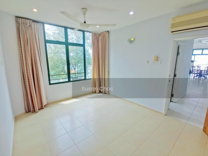 Sri Golden Bay Condominium - 4
