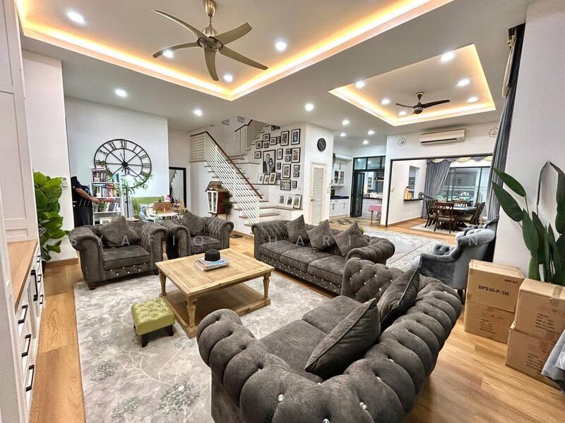 Triple Storey Semi-D Cahaya Alam U12 Shah Alam - 3