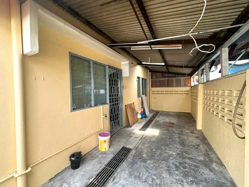 Taman Iskandar nearby Taman Pelangi JB Town Double Storey Semi-D House - 3