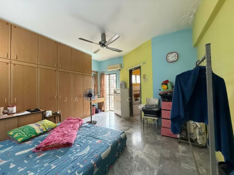 Teratai Mewah Condominium - 4