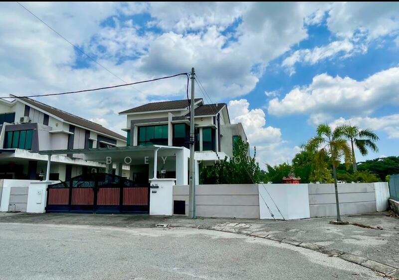 Panorama Lapangan Akasia - 4