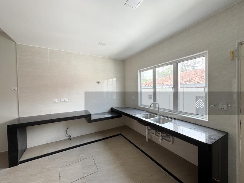 Bandar Sri Petaling - 5