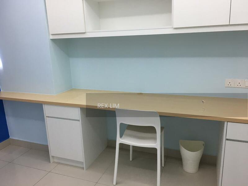 Main Place Residence - 3