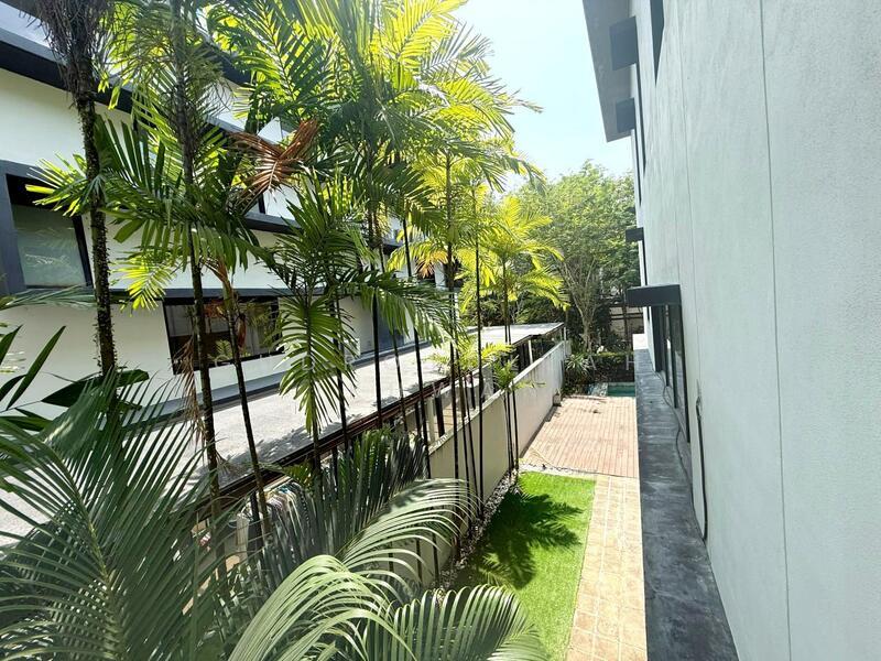 20Trees West - 5