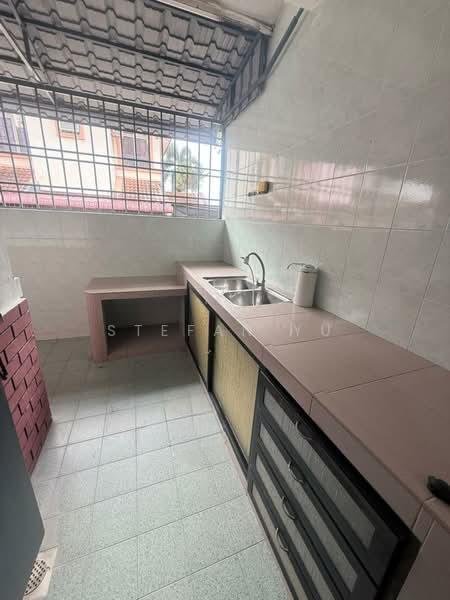 Jalan Setia 5, Taman Setia Indah, Johor Bahru / Double Storey House - 4