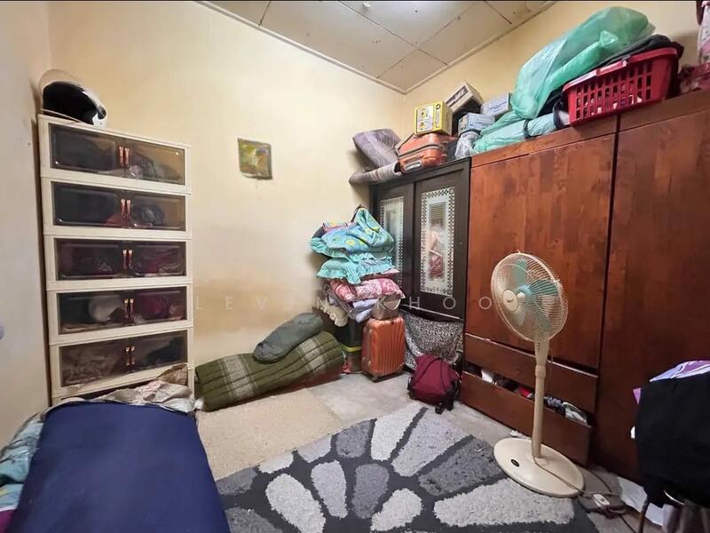 Bandar Sungai Buaya - 3