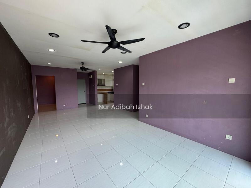 Pangsapuri Anggun - 4