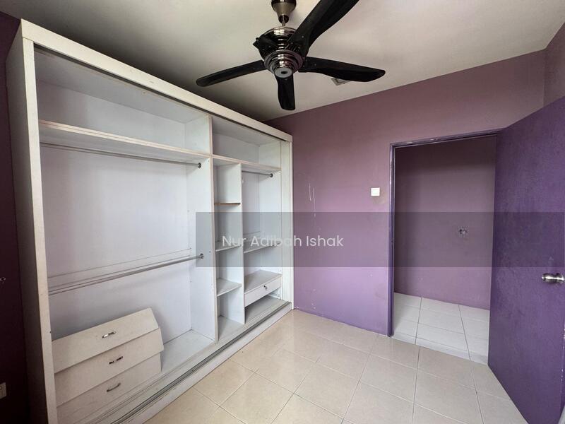 Pangsapuri Anggun - 5