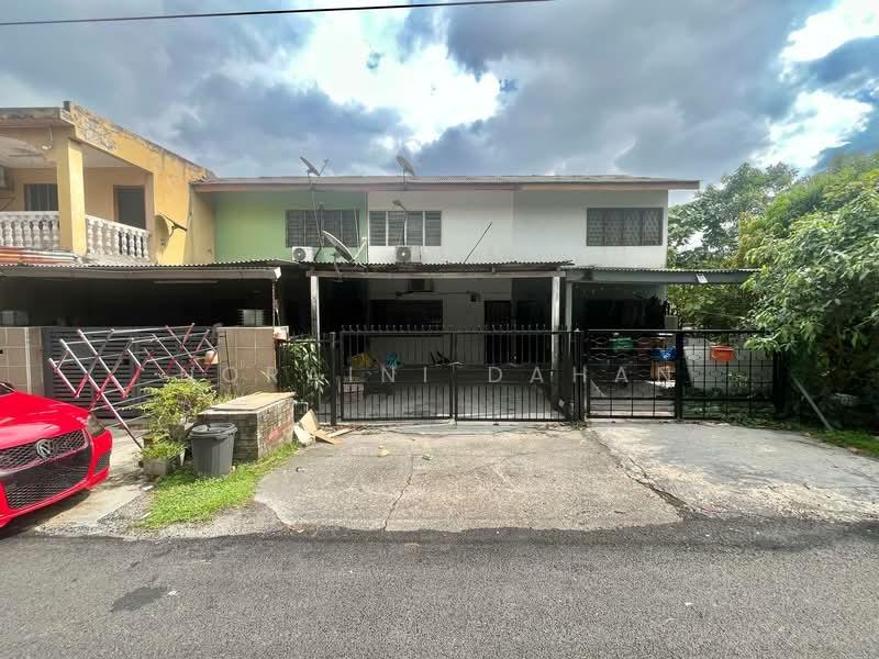 Pinggiran Cempaka, Ampang - 1