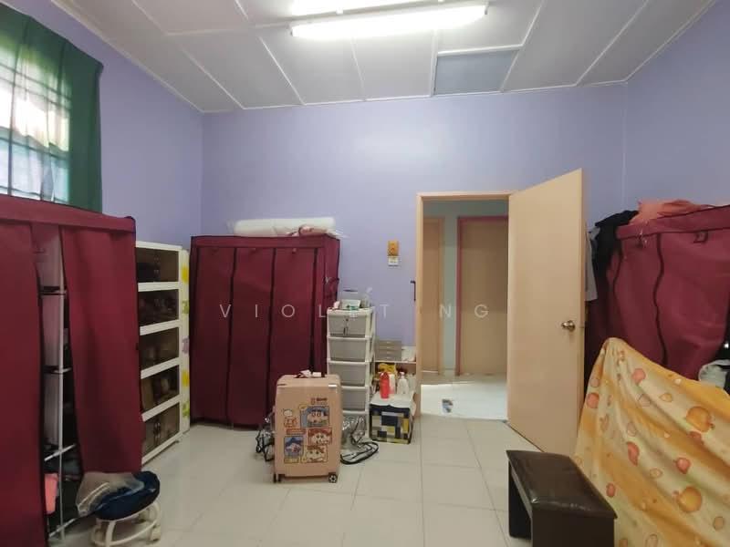 Taman Bukit Indah - 4